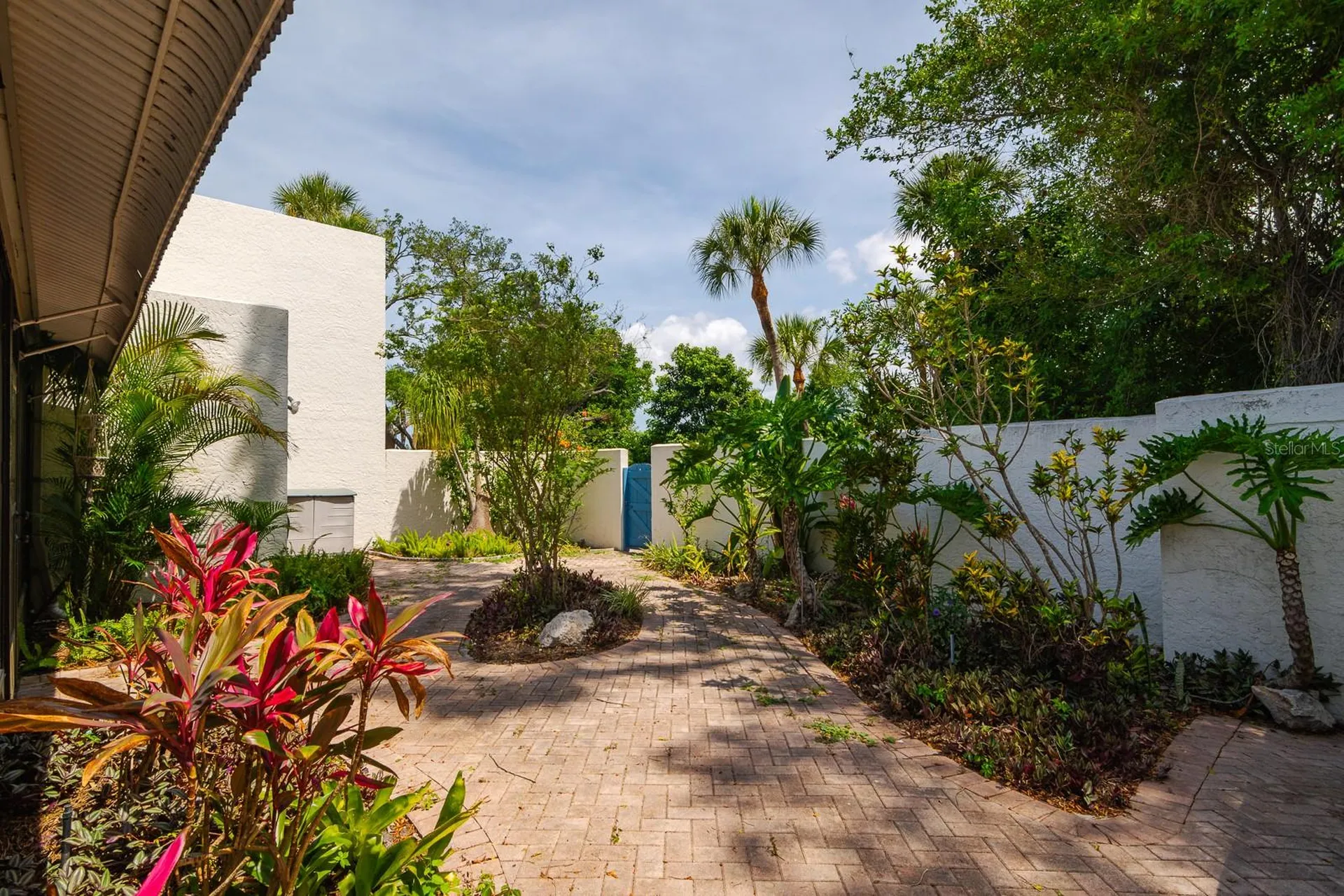 318 Timberlake Drive Bradenton FL 34210