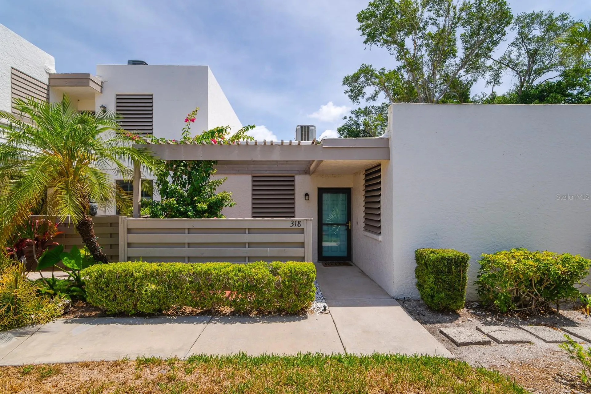 318 Timberlake Drive Bradenton FL 34210