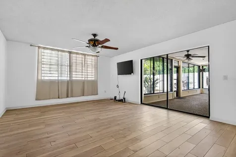 318 Timberlake Drive Bradenton FL 34210