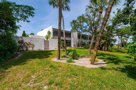 318 Timberlake Drive Bradenton FL 34210