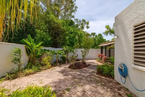 318 Timberlake Drive Bradenton FL 34210
