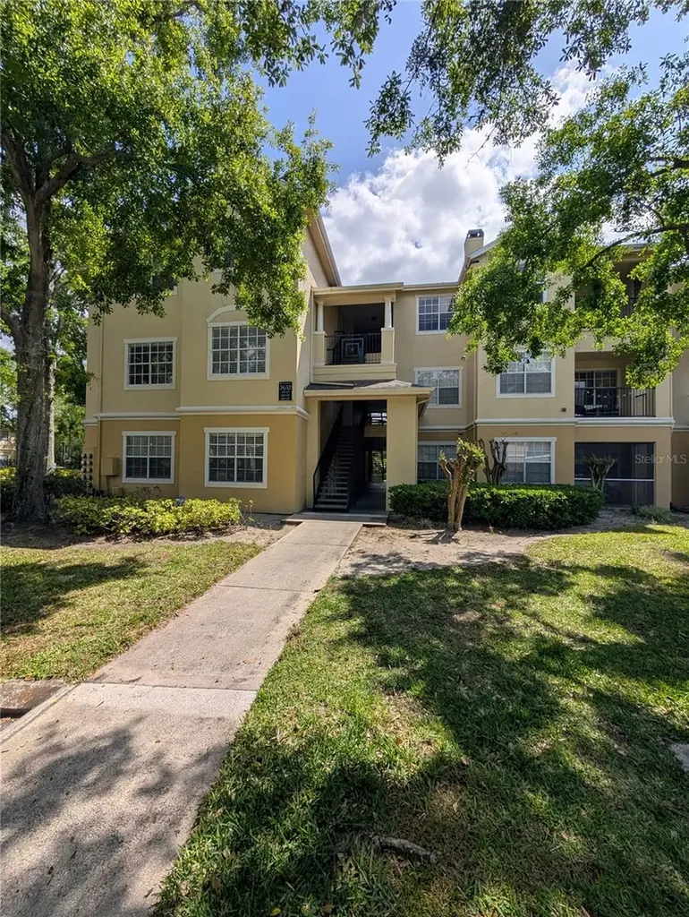 2632 Robert Trent Jones Drive Orlando FL 32835