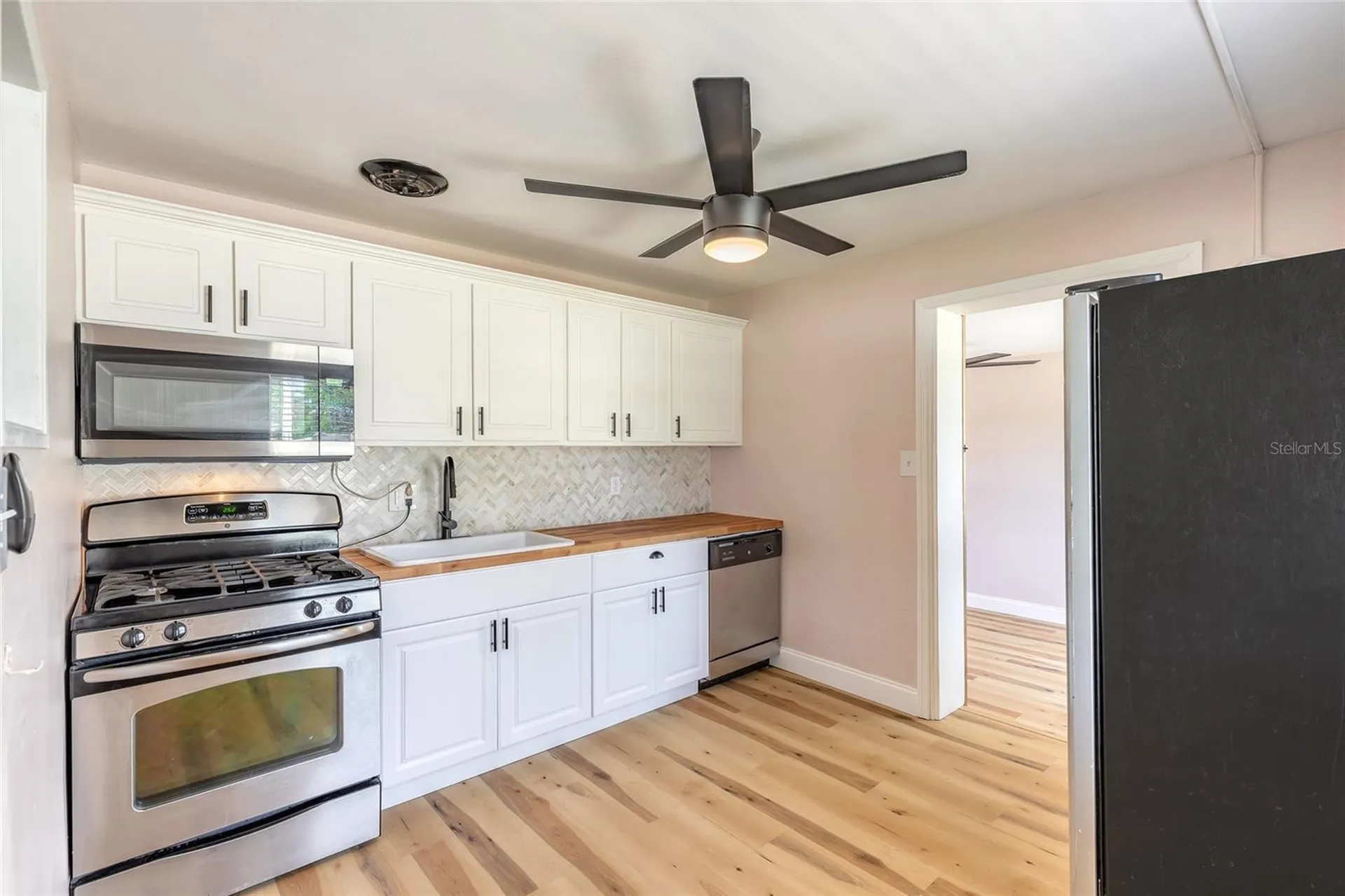 2520 Anastasia Drive South Daytona FL 32119