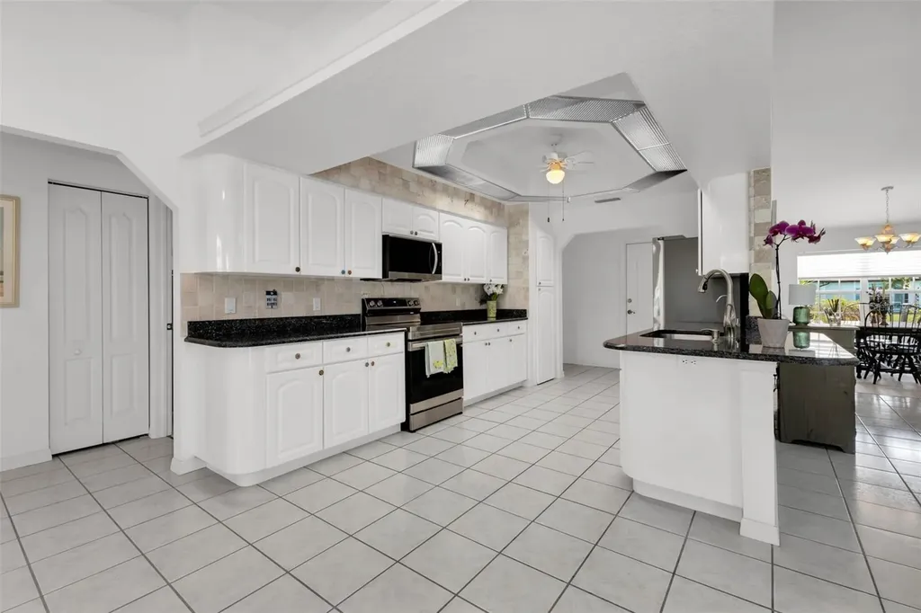 303 Paramaribo Street Punta Gorda FL 33983