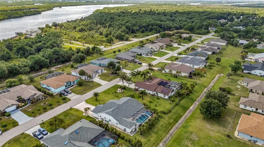 303 Paramaribo Street Punta Gorda FL 33983