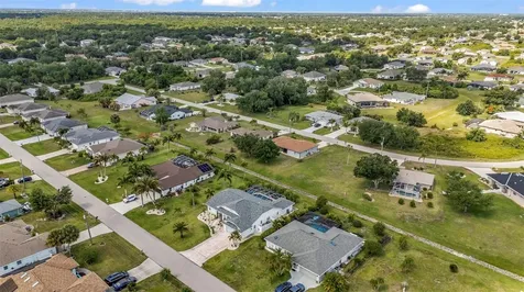 303 Paramaribo Street Punta Gorda FL 33983