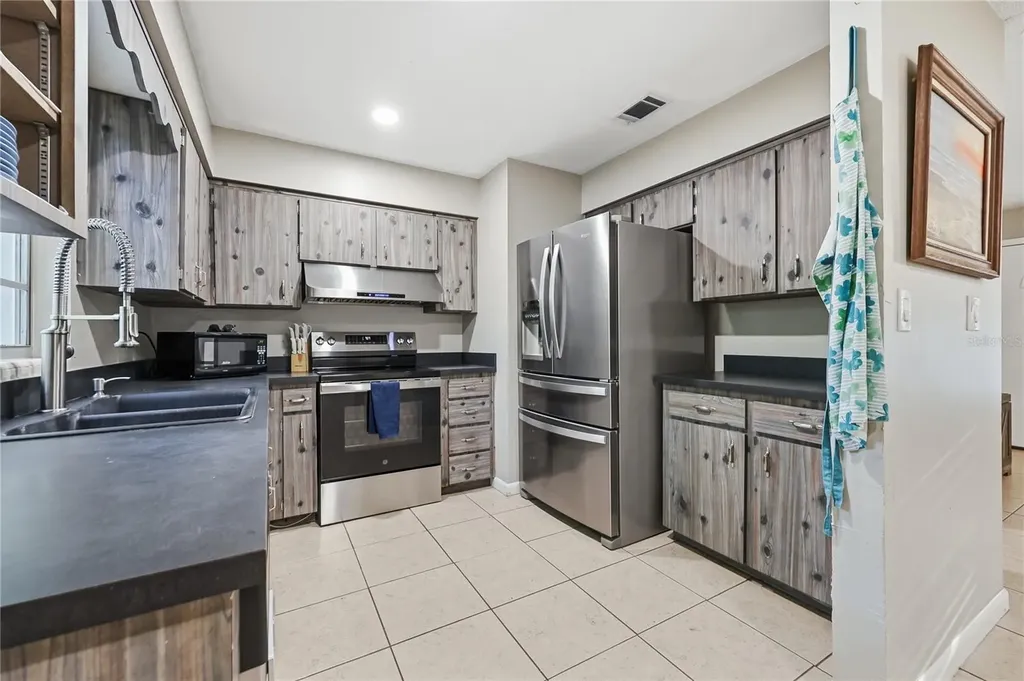 4735 NW 28th Terrace Gainesville FL 32605