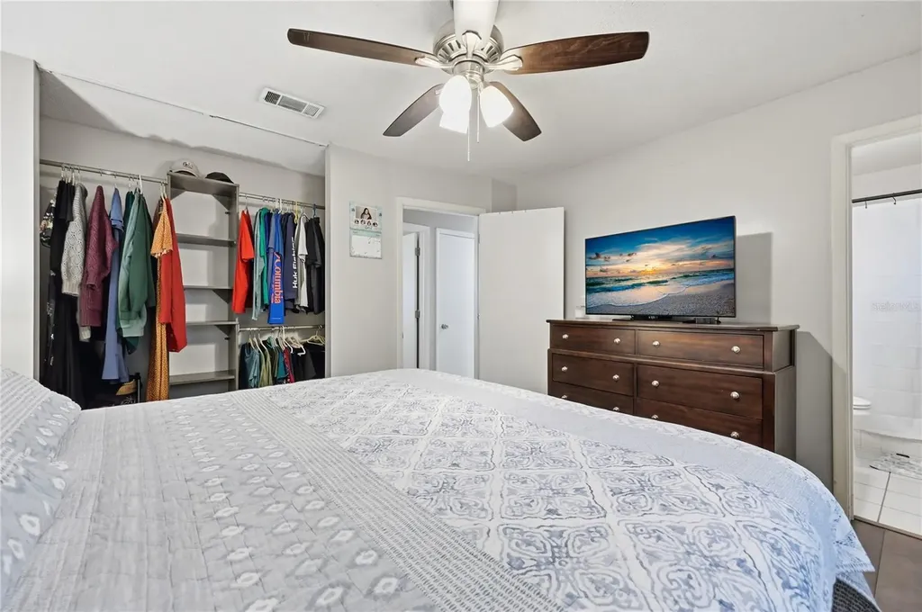 4735 NW 28th Terrace Gainesville FL 32605