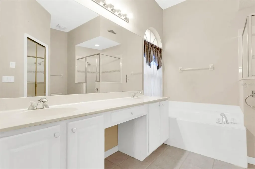 3318 Foxcroft Circle Oviedo FL 32765