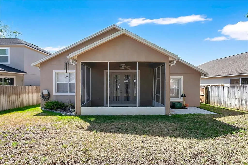 3318 Foxcroft Circle Oviedo FL 32765