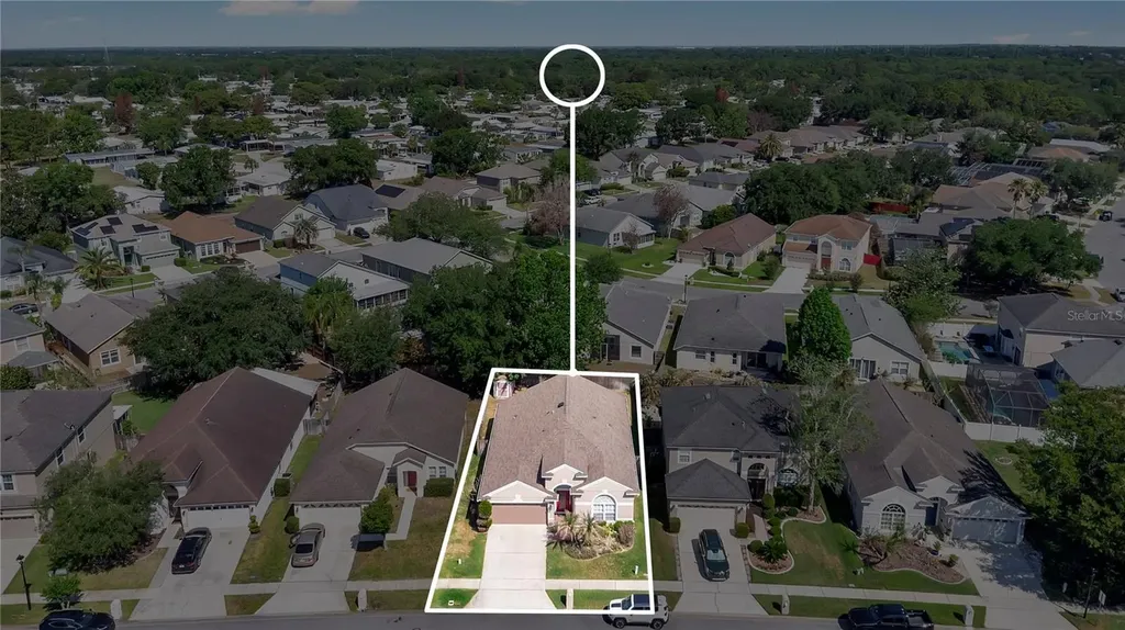 3318 Foxcroft Circle Oviedo FL 32765