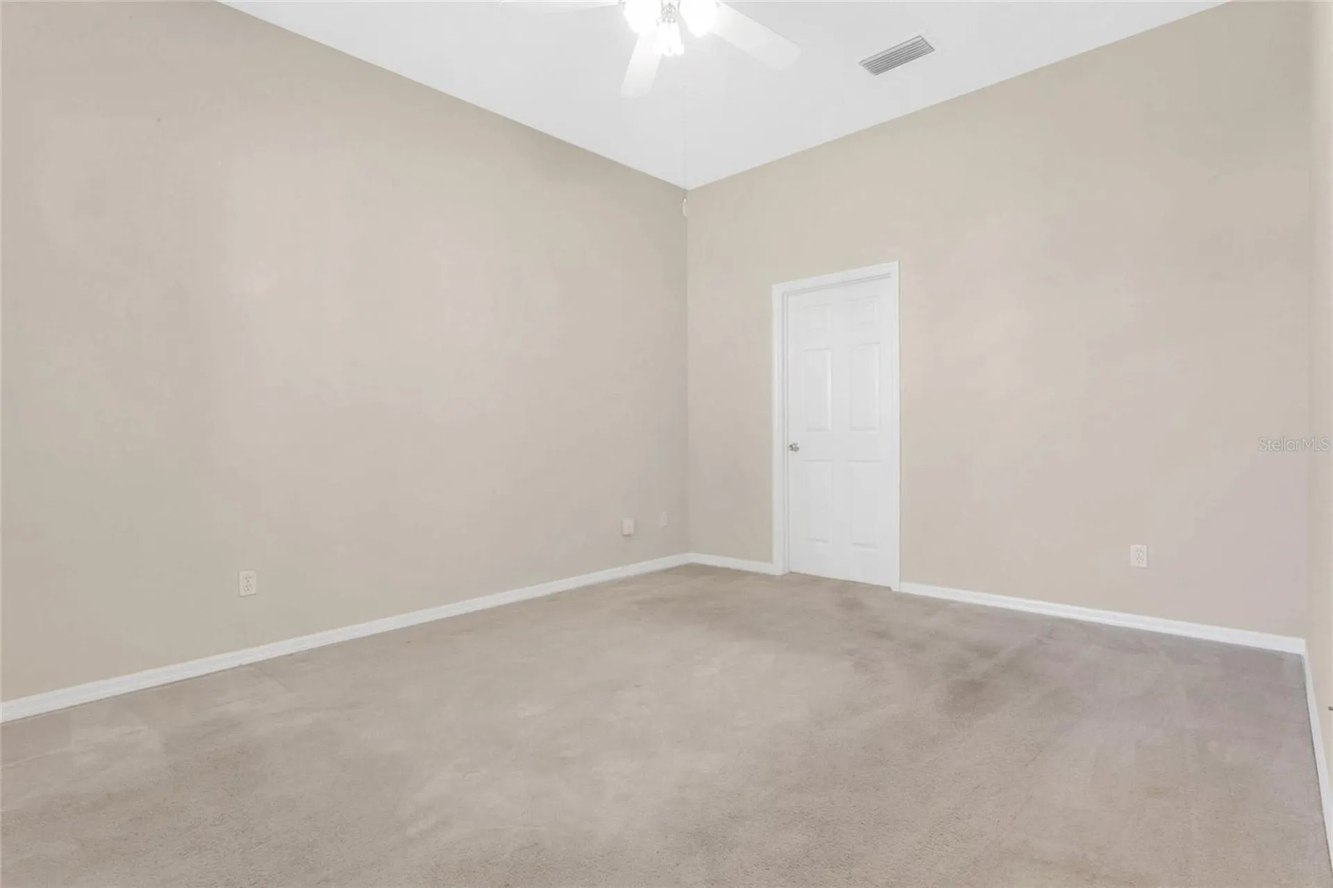 3318 Foxcroft Circle Oviedo FL 32765