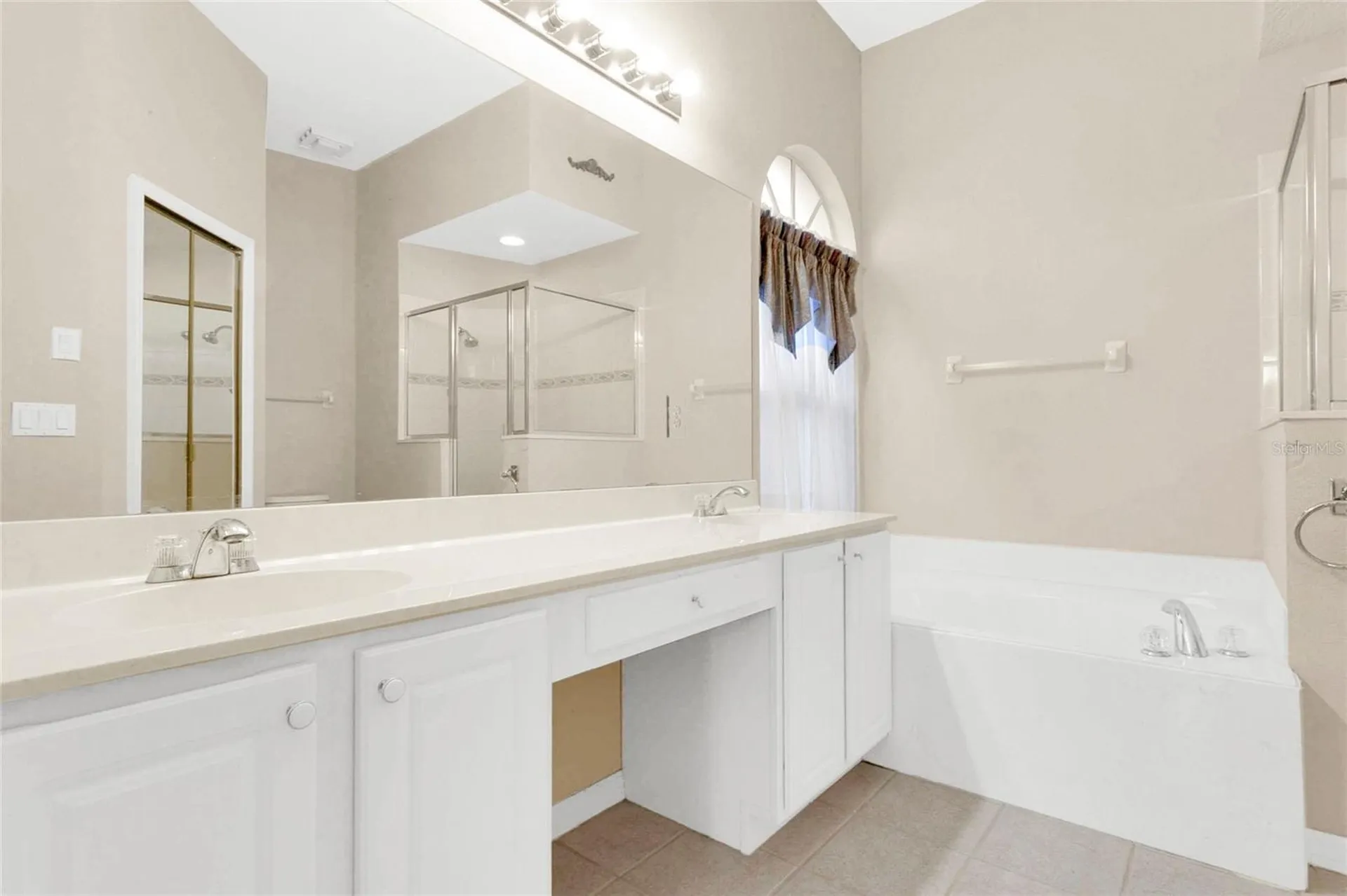 3318 Foxcroft Circle Oviedo FL 32765