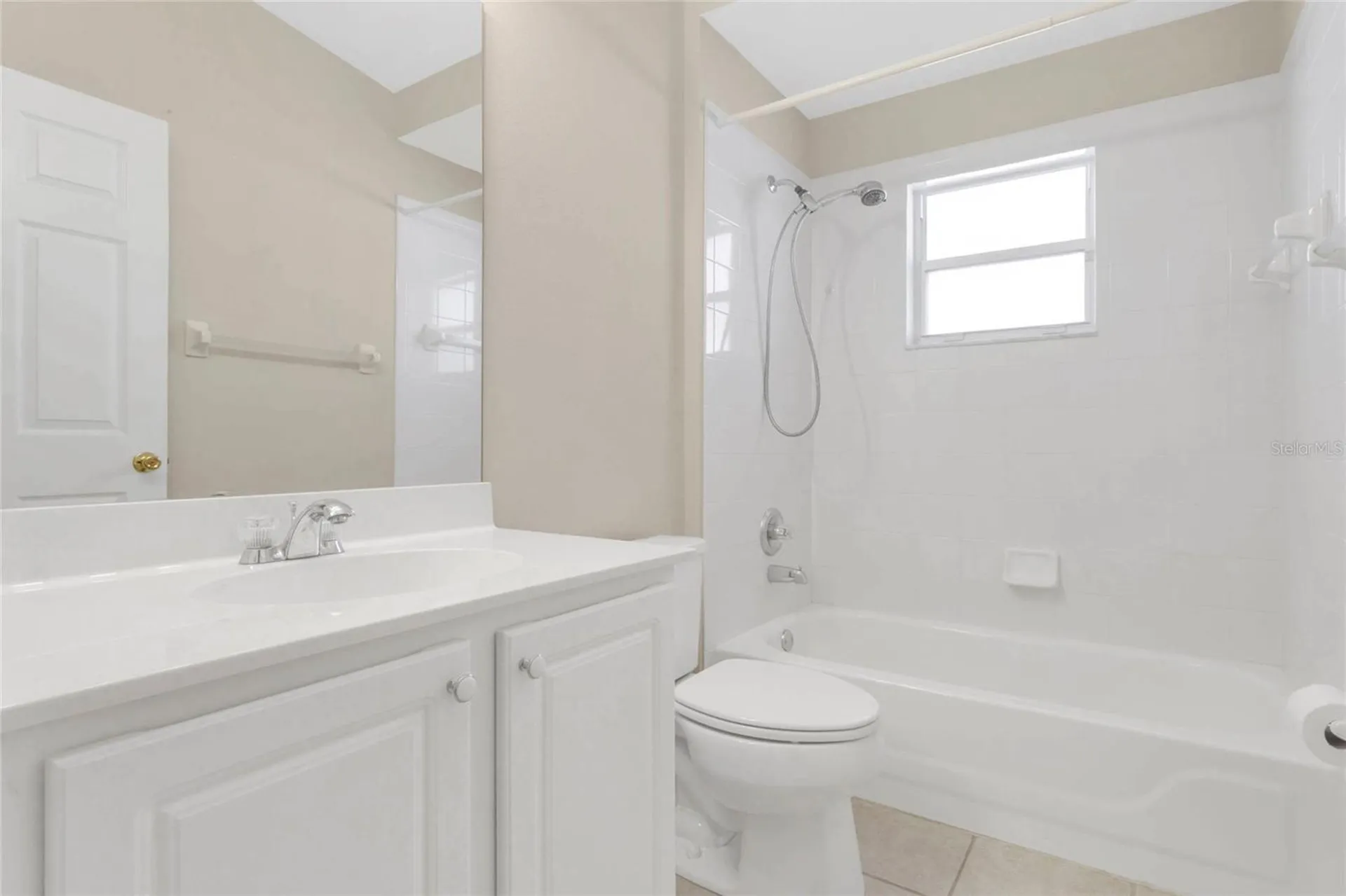 3318 Foxcroft Circle Oviedo FL 32765