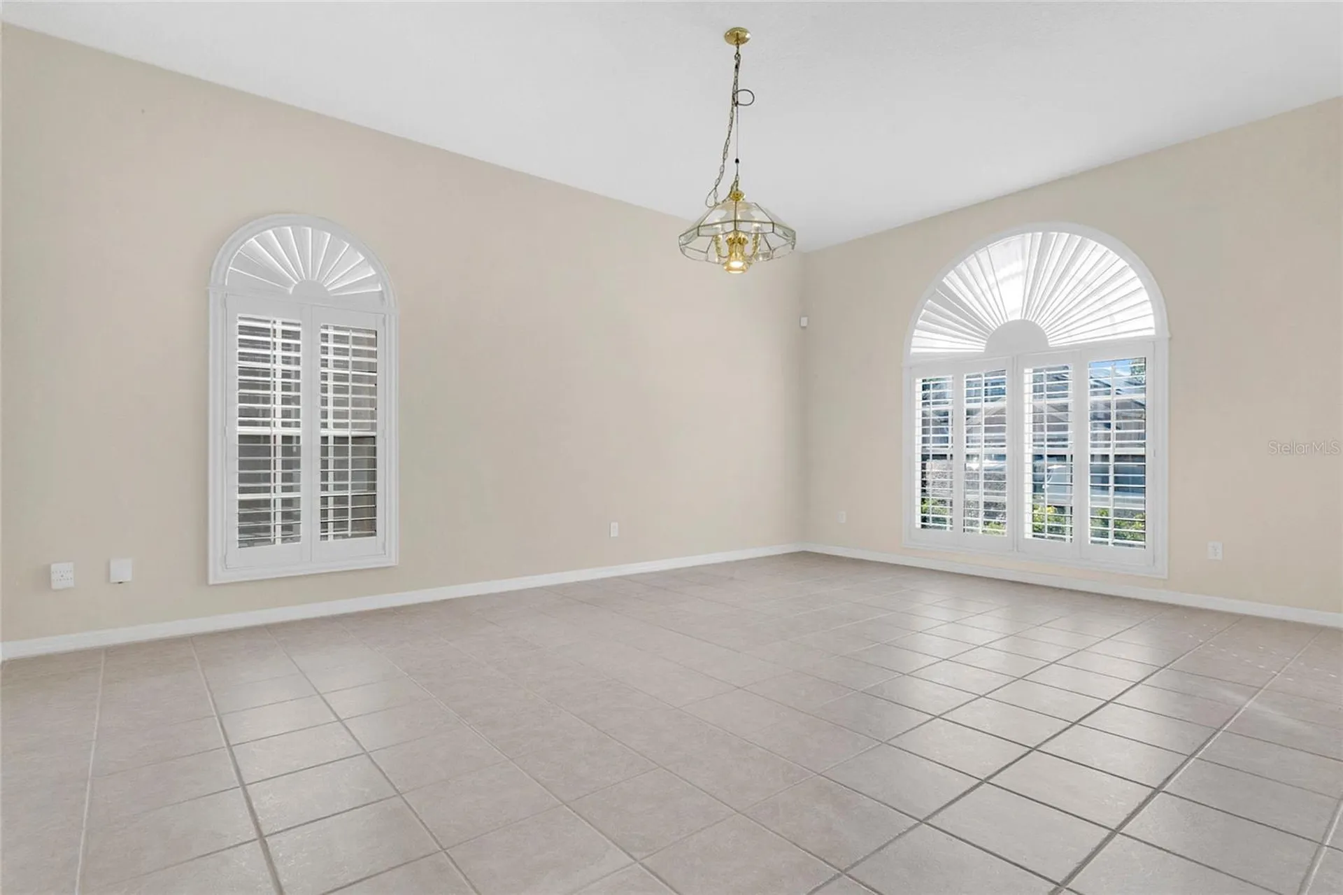 3318 Foxcroft Circle Oviedo FL 32765