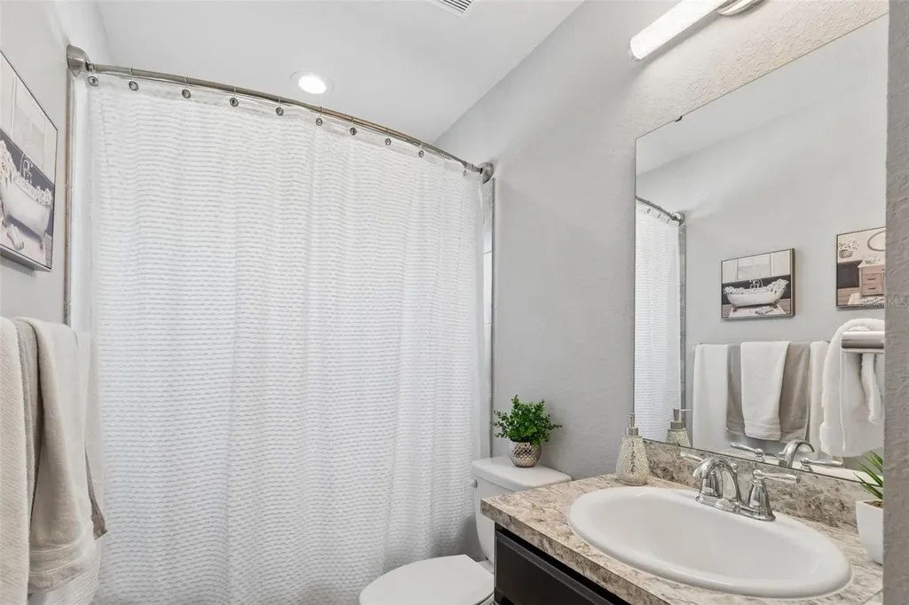 7011 Gideon Circle Zephyrhills FL 33541