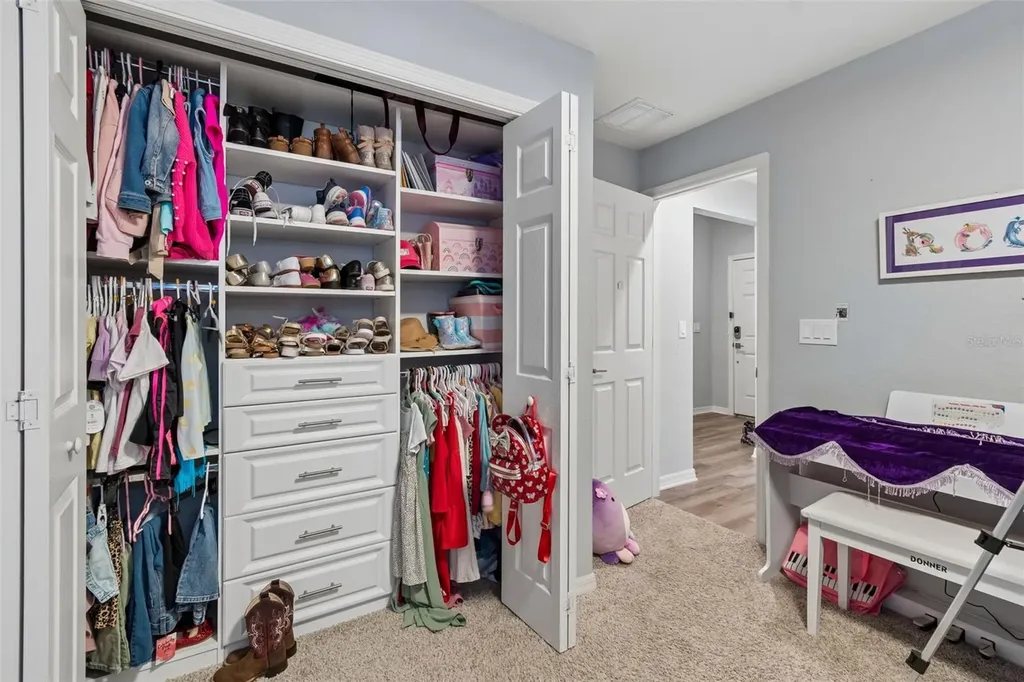 7011 Gideon Circle Zephyrhills FL 33541