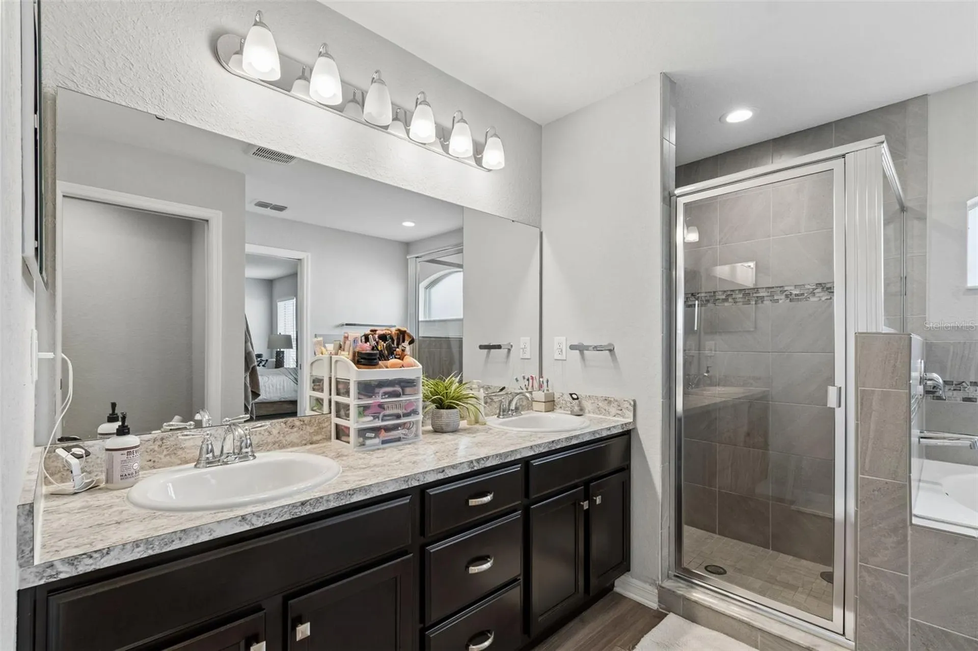 7011 Gideon Circle Zephyrhills FL 33541