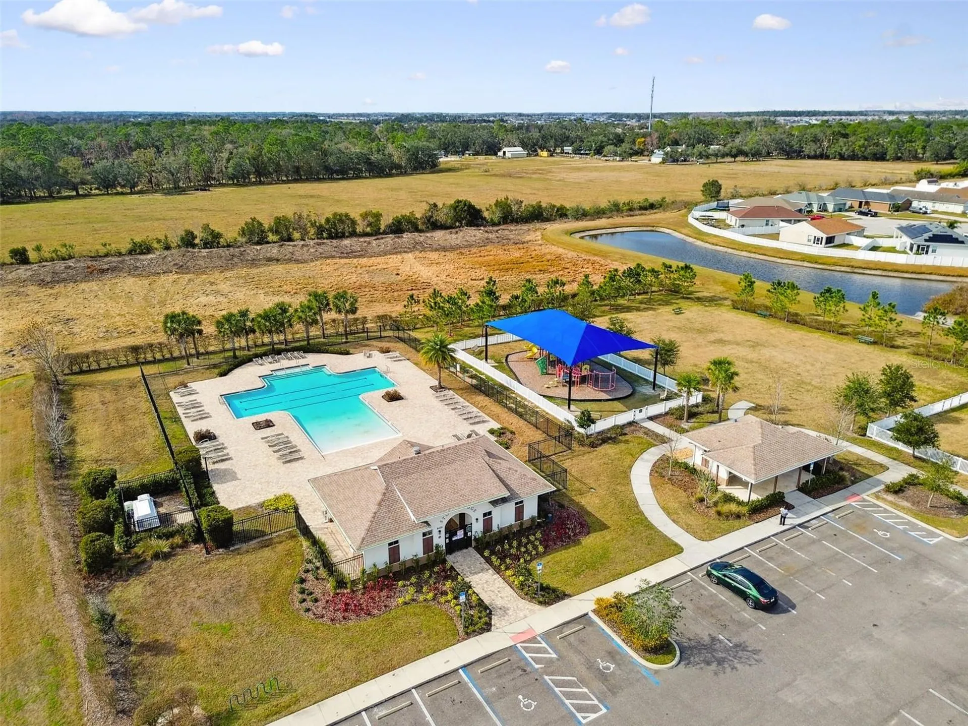 7011 Gideon Circle Zephyrhills FL 33541