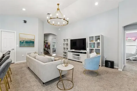 7011 Gideon Circle Zephyrhills FL 33541
