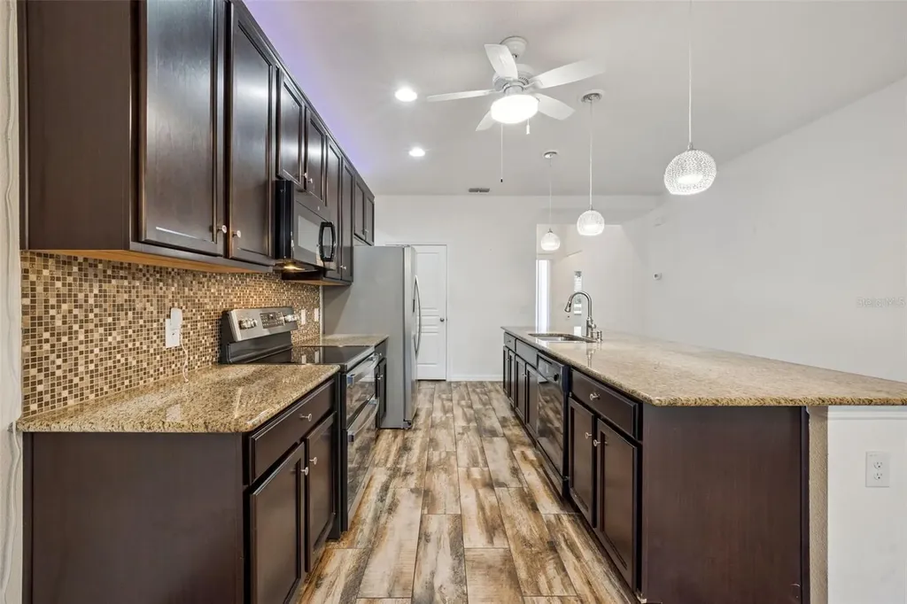9131 Chandler Drive Groveland FL 34736