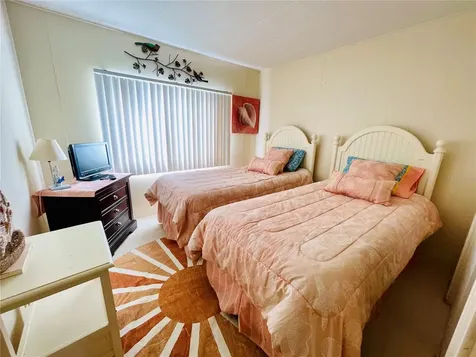 95 Red Oak Drive Palm Harbor FL 34684