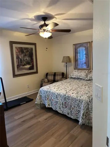 2127 Bristol Grande Way Orlando FL 32820