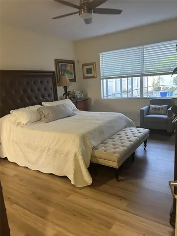 2127 Bristol Grande Way Orlando FL 32820