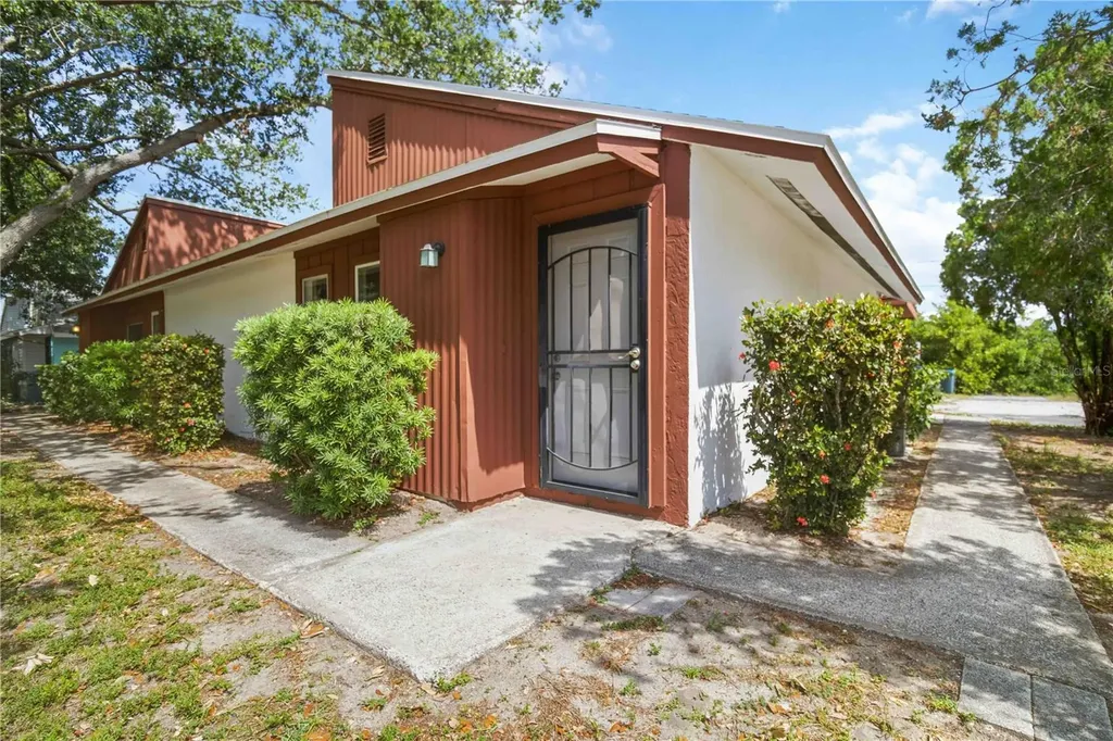 6909 Brentford Road Sarasota FL 34241