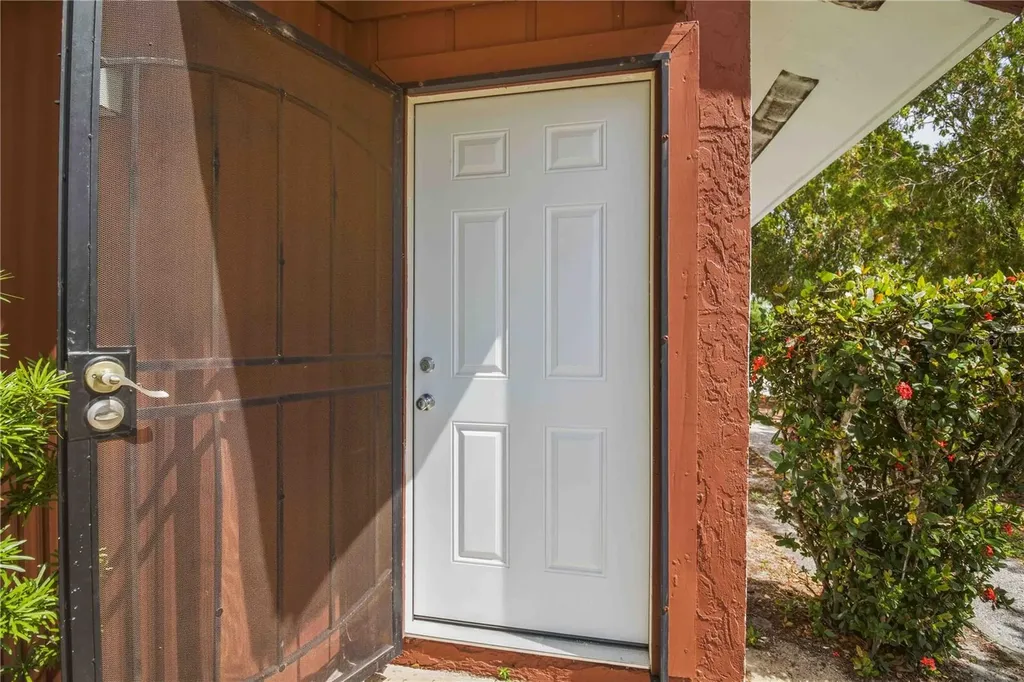 6909 Brentford Road Sarasota FL 34241