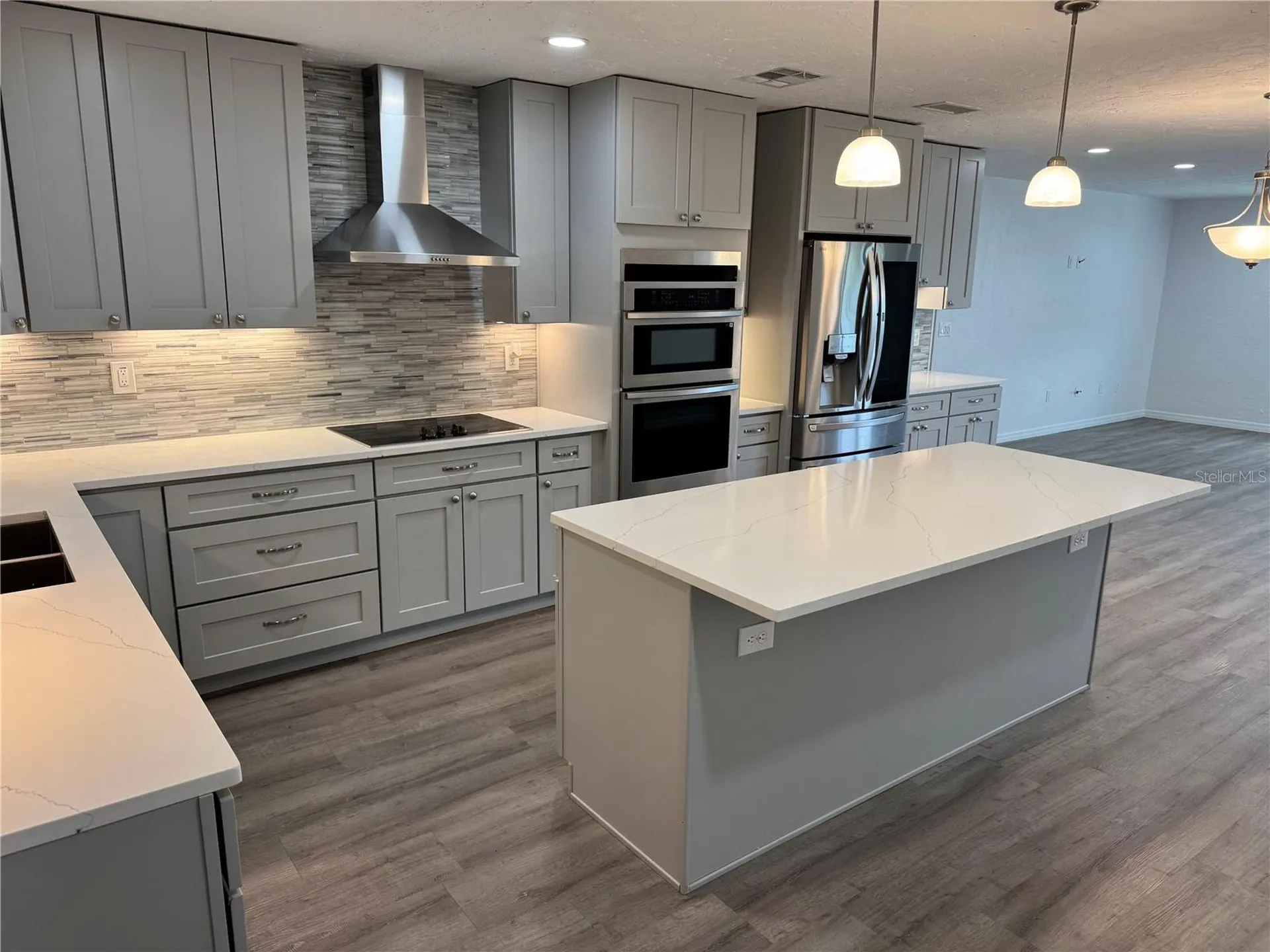 4681 1st Street NE St Petersburg FL 33703