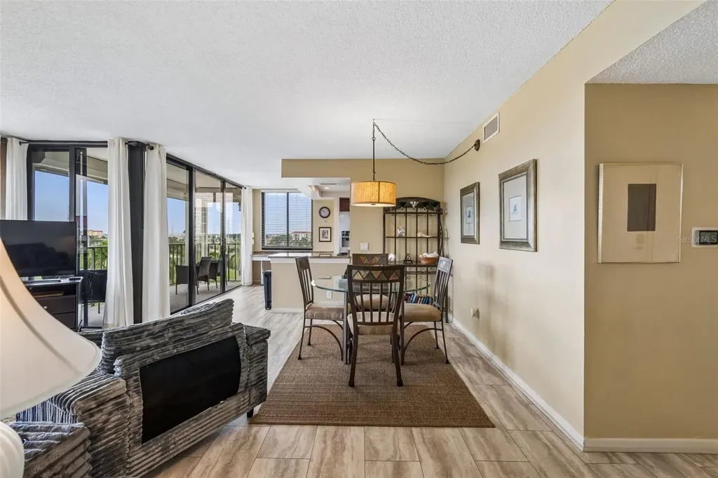 6365 Bahia Del Mar Boulevard St Petersburg FL 33715