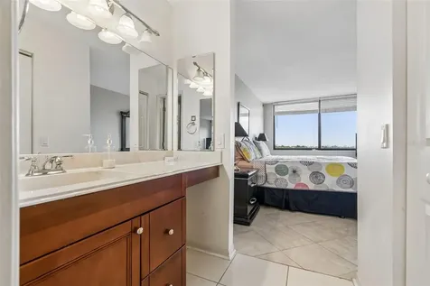 6365 Bahia Del Mar Boulevard St Petersburg FL 33715