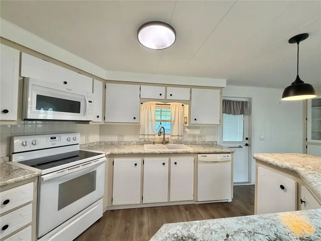 115 Bougainvillea Drive Leesburg FL 34748