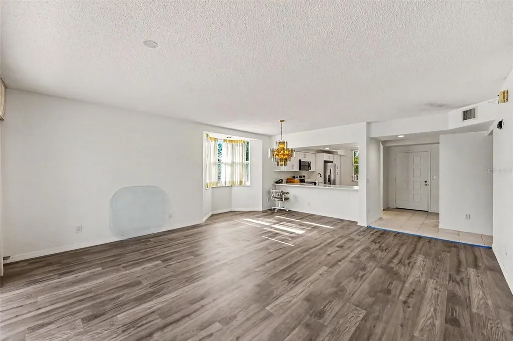 6205 Shoreline Drive St Petersburg FL 33708