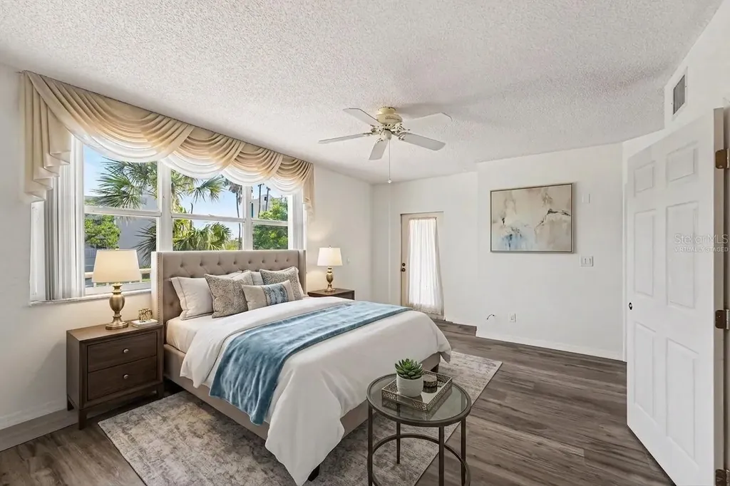 6205 Shoreline Drive St Petersburg FL 33708