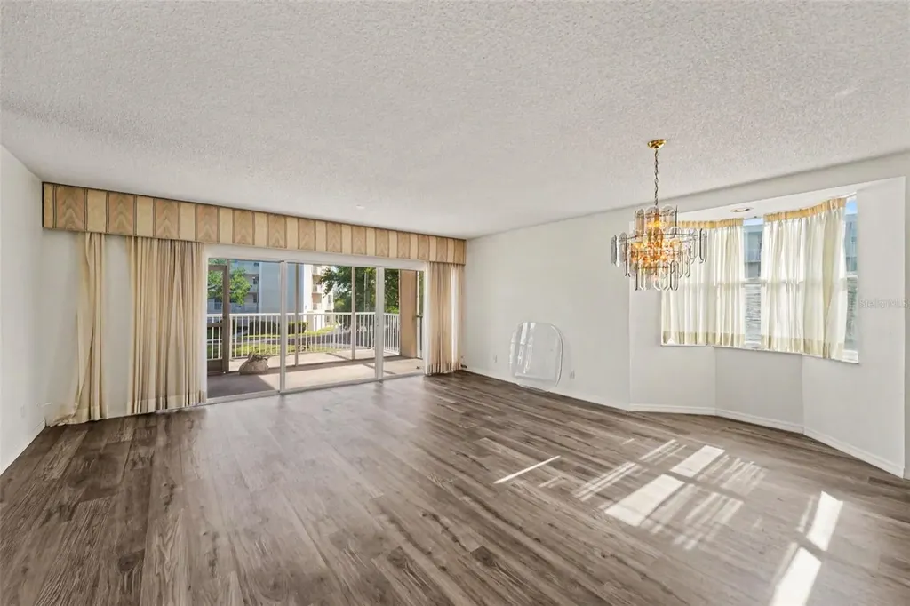 6205 Shoreline Drive St Petersburg FL 33708