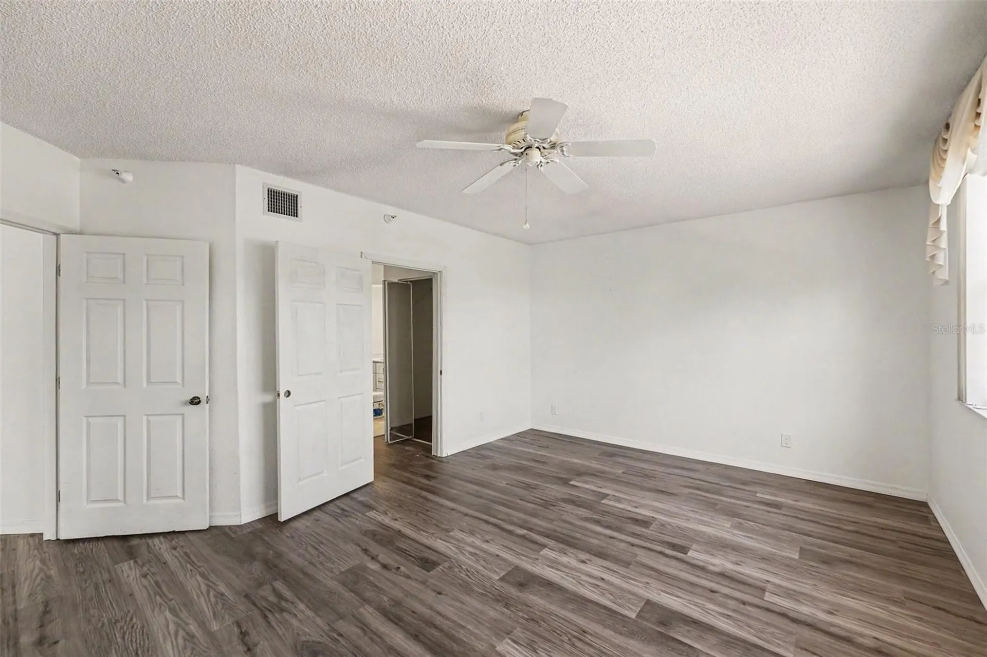 6205 Shoreline Drive St Petersburg FL 33708
