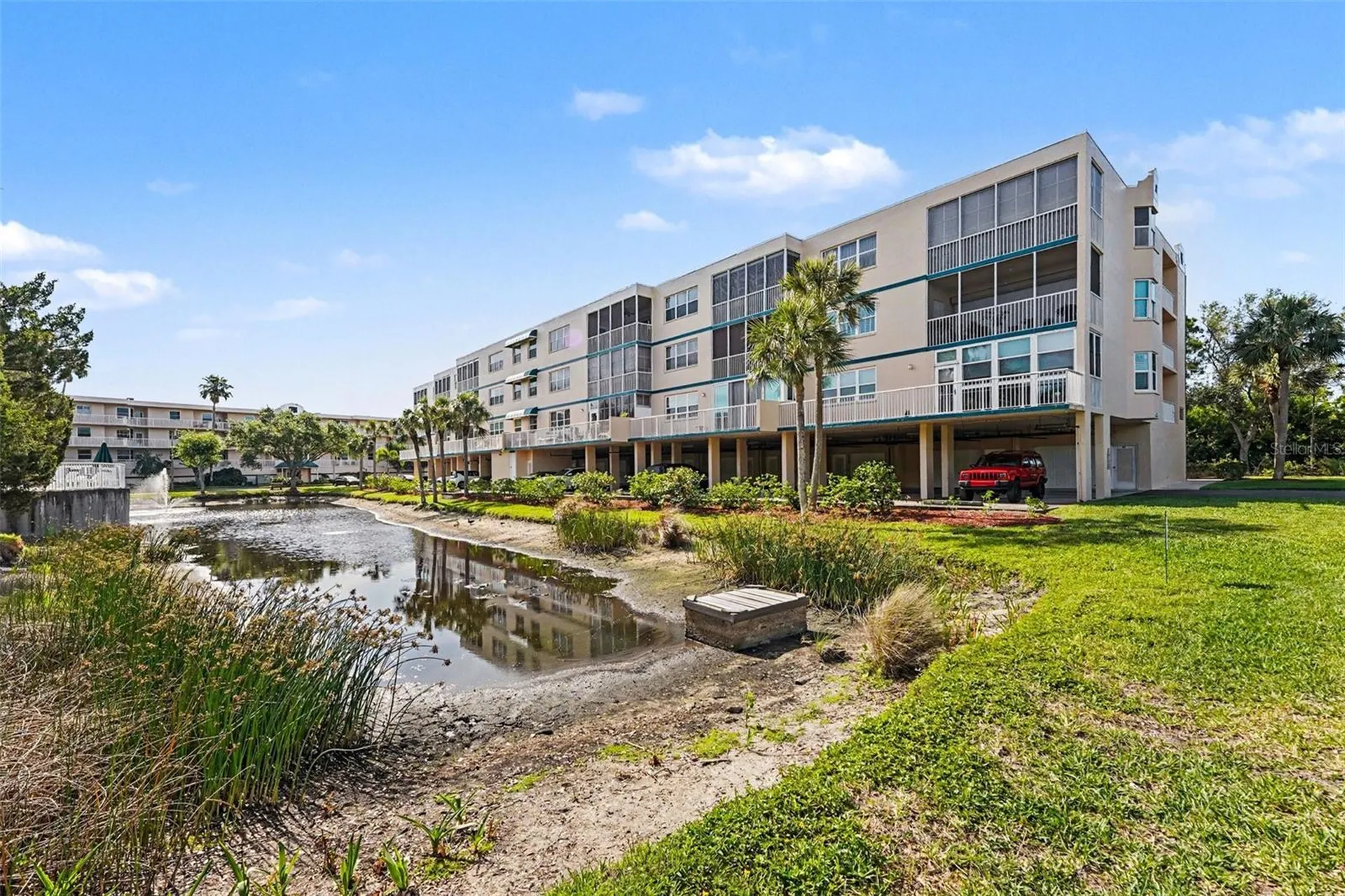 6205 Shoreline Drive St Petersburg FL 33708