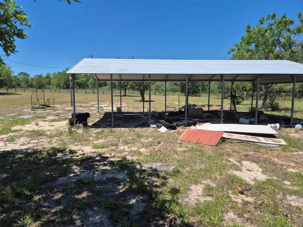 11651 NE 73rd Lane Bronson FL 32621