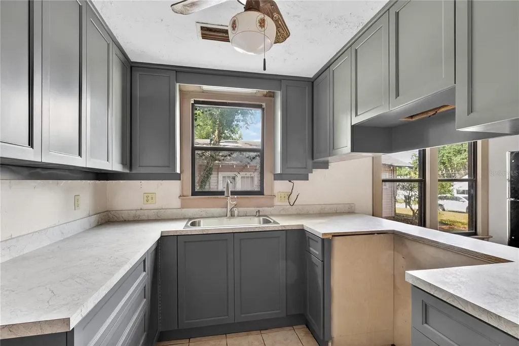 19 E Morningview Drive Eustis FL 32726