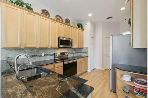 884 Kersfield Circle Lake Mary FL 32746