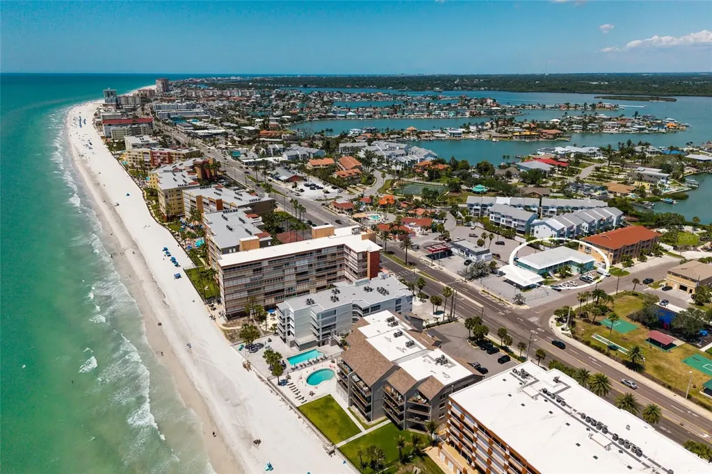 10 164th Avenue Redington Beach FL 33708