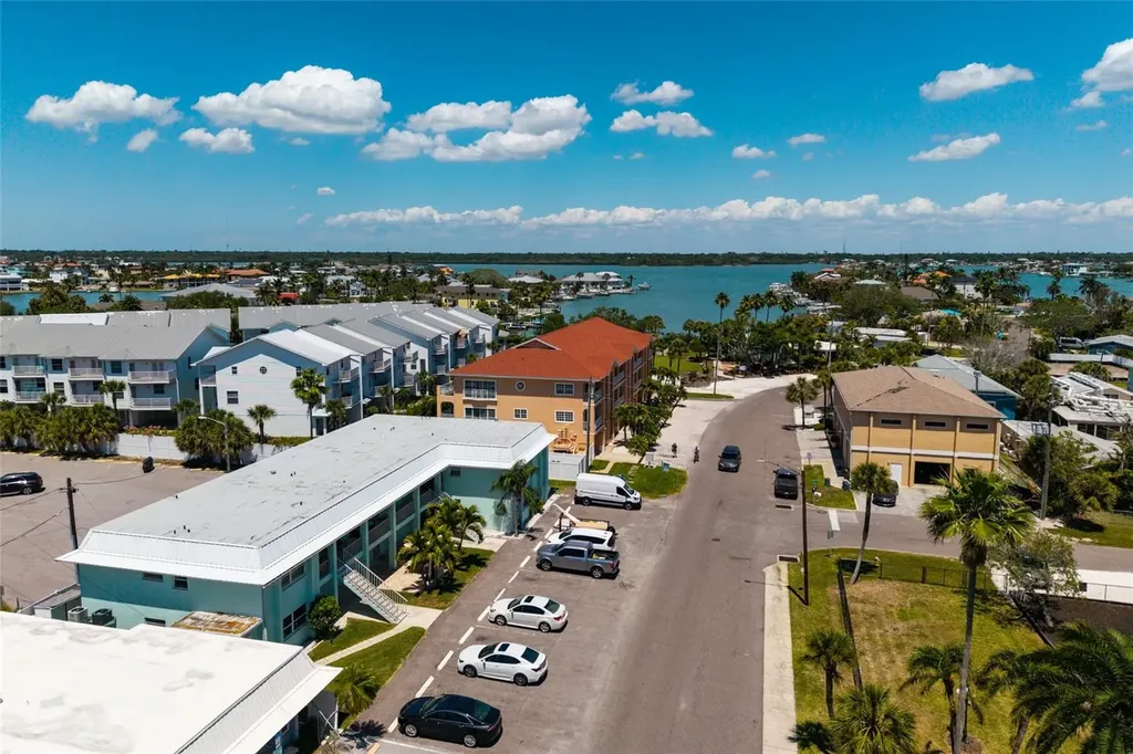 10 164th Avenue Redington Beach FL 33708