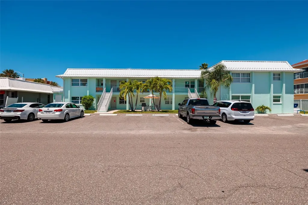 10 164th Avenue Redington Beach FL 33708