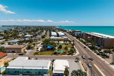 10 164th Avenue Redington Beach FL 33708