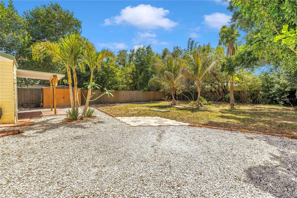5032 19th Street N St Petersburg FL 33714