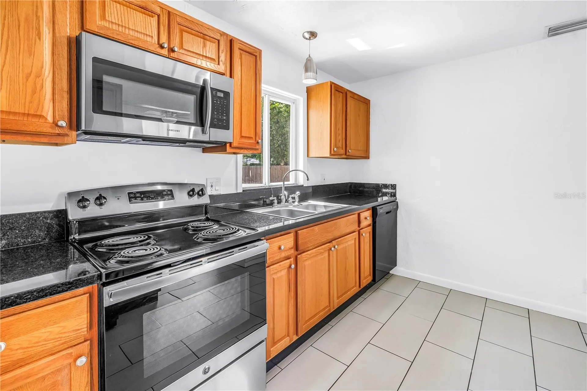 5032 19th Street N St Petersburg FL 33714