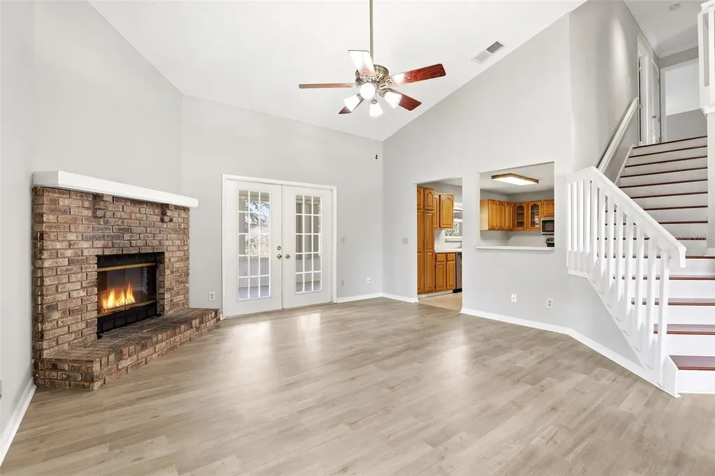 975 Cross Cut Way Longwood FL 32750