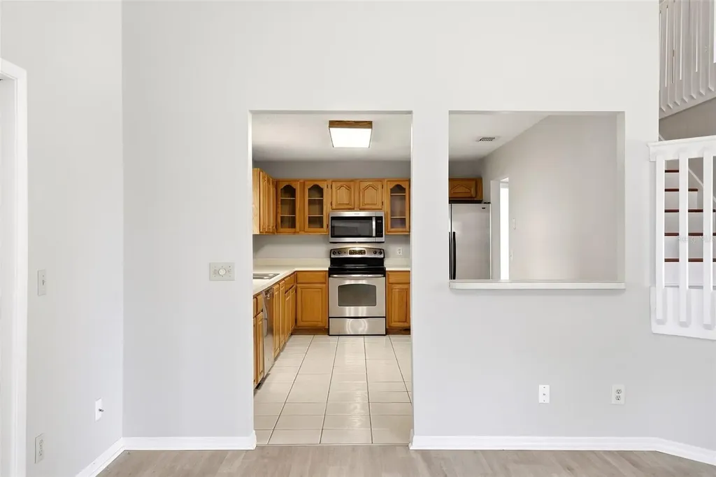975 Cross Cut Way Longwood FL 32750